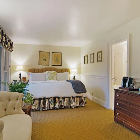The Babbling Brook Inn-3