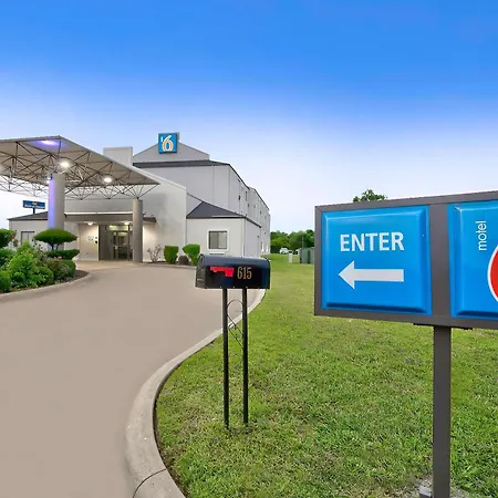 Motel 6-Denison, Tx-3