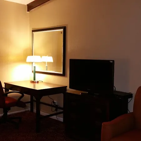 Executive Inn And Suites Waxahachie-2