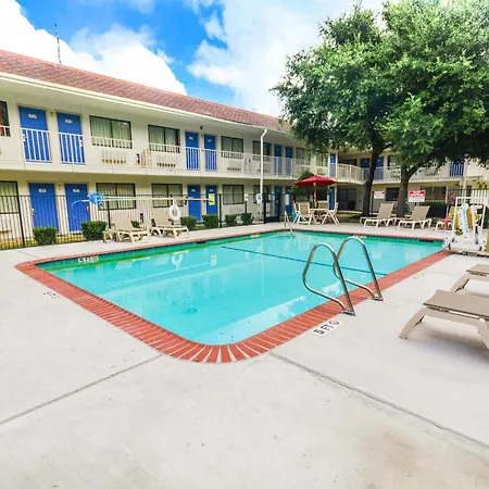 Motel 6-Huntsville, Tx-2