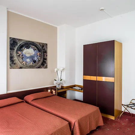 Hotel Mirage-2
