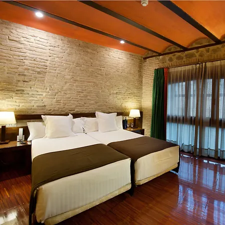 Abad Toledo-2