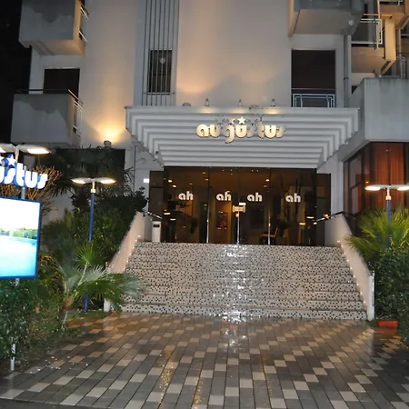 Augustus-3