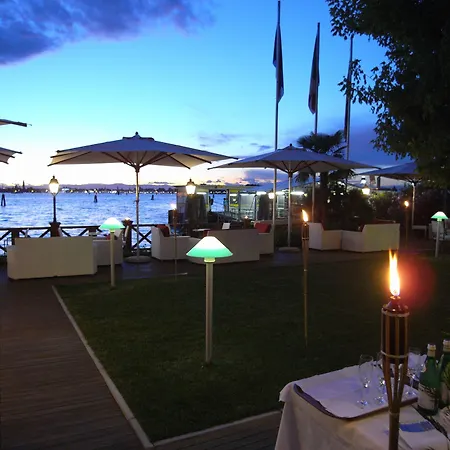 Hotel Villa Laguna-2