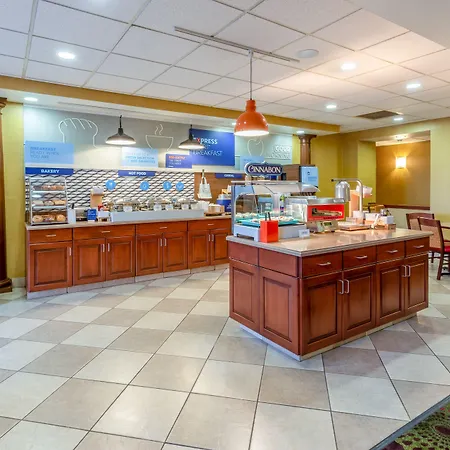 Holiday Inn Express Hotel & Suites Bowling Green By Ihg-3