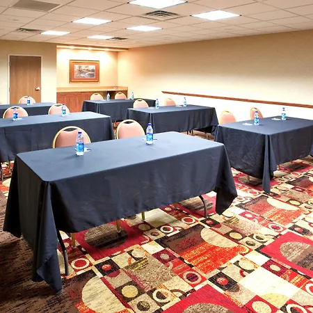 Holiday Inn Express Hotel & Suites Bowling Green By Ihg-2
