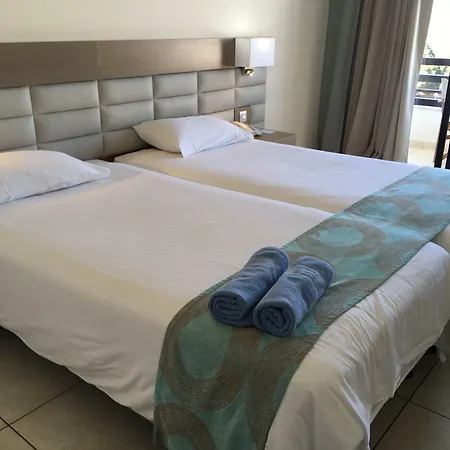 Avanti Hotel-2