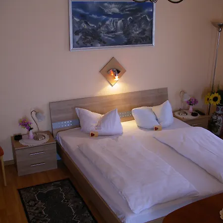 Hotel Garni Djaran-2