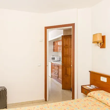 Apartamentos Guitart-3