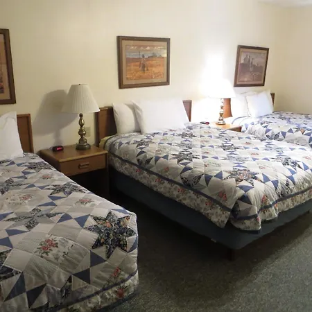 Chief Motel-3