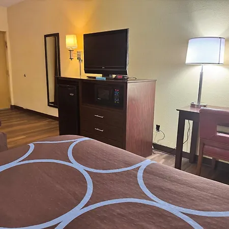 Super 8 By Wyndham Laurel-2