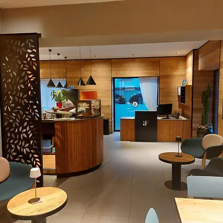 Hotel Ferrari-2
