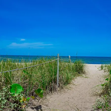 Surf Rider Resort-2