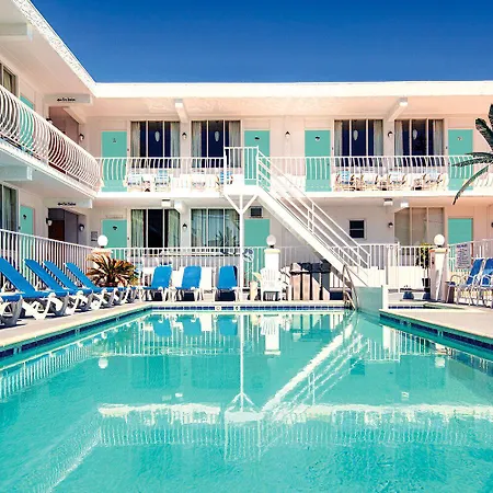 Daytona Inn And Suites-3