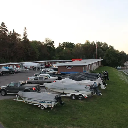 Budget Host Crestview Inn-2