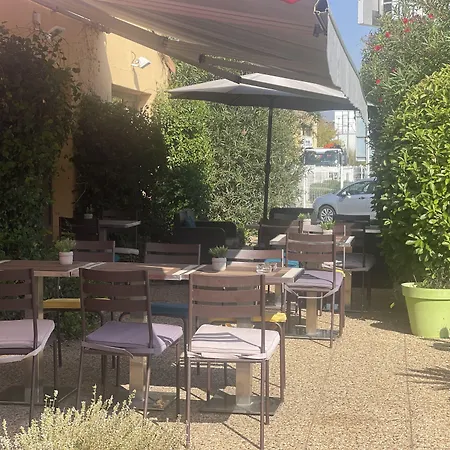 Kyriad Direct Montpellier Saint Jean De Vedas - La Peyriere-2