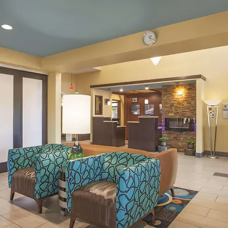 La Quinta By Wyndham Elizabethtown-3
