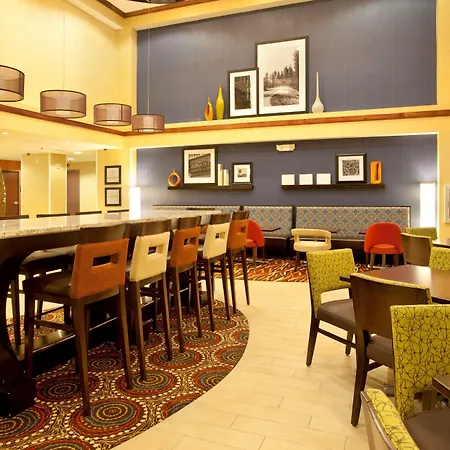 Hampton Inn & Suites Nashville-Smyrna-3