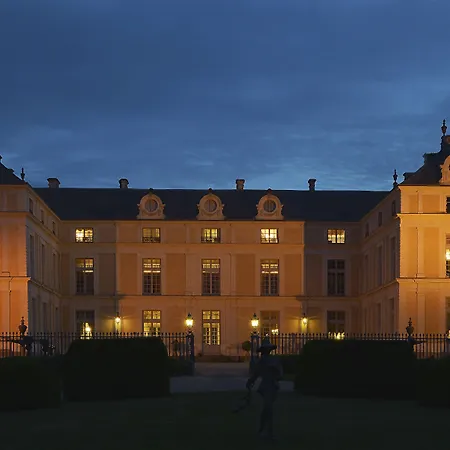 Chateau Colbert-2
