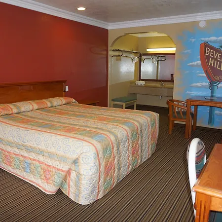 Hollywood Inn Express North-2