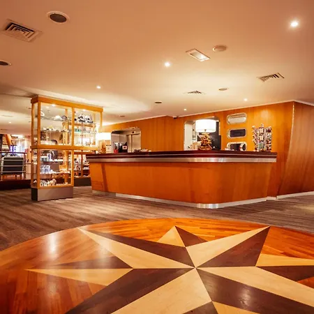 Delta Hotel-2