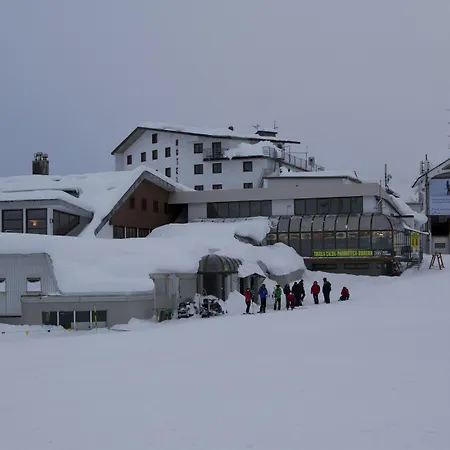 Hotel Lo Stambecco-3