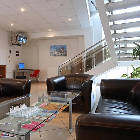 Hotel Best With Free Parking-2
