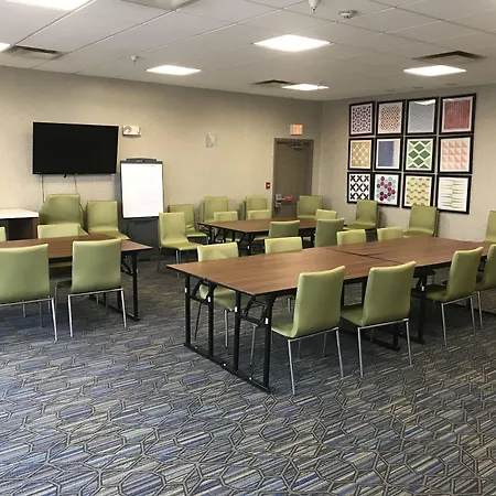 Holiday Inn Express Hotel & Suites Maryville By Ihg-3