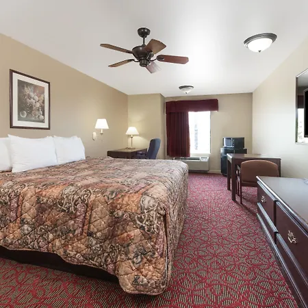 Days Inn By Wyndham St Peters/St Charles-3