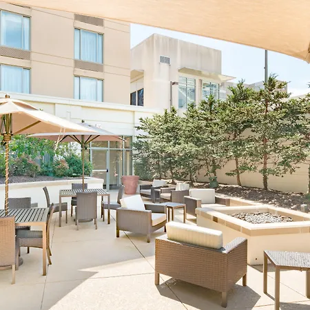 Courtyard By Marriott Silver Spring Downtown-2