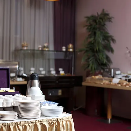 Rin Central Hotel-2
