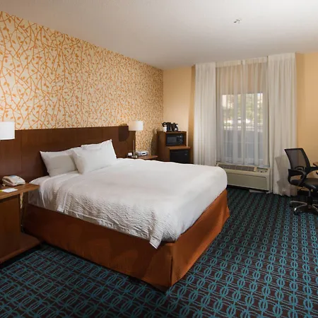 Fairfield Inn & Suites By Marriott Charleston North/Ashley Phosphate-3