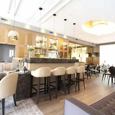 Apple Inn Hotel-3
