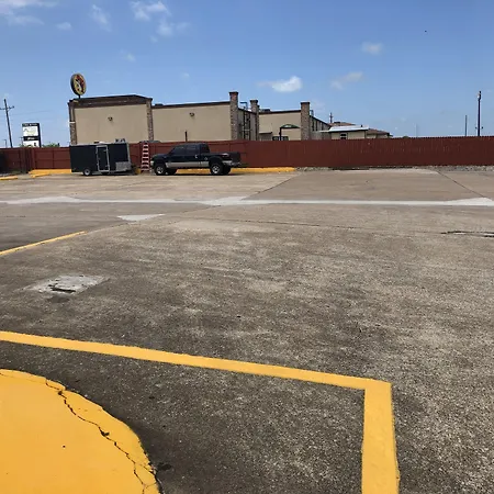 Quality Inn Madisonville-3