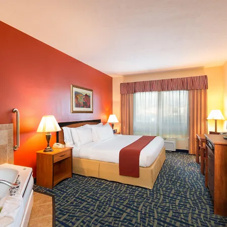 Holiday Inn Express & Suites Alamosa By Ihg-3