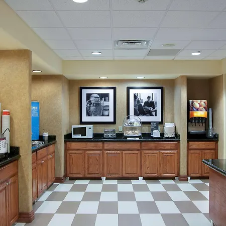 Hampton Inn And Suites-Brownsville-3