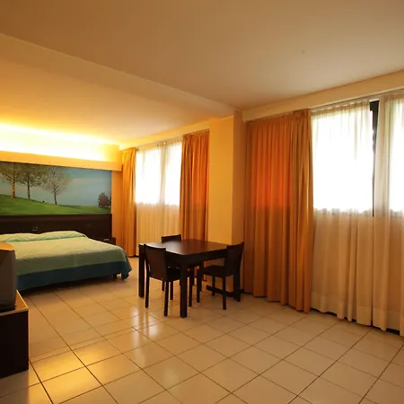 Hotel Pineta-3