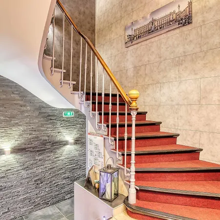 Cit'Hotel La Residence-3