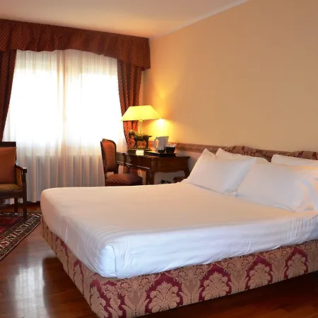 Hotel Leon D'Oro-2