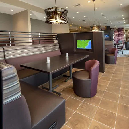 Courtyard By Marriott Gaithersburg Washingtonian Center-2