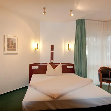 Parkhotel Unter den Linden-3