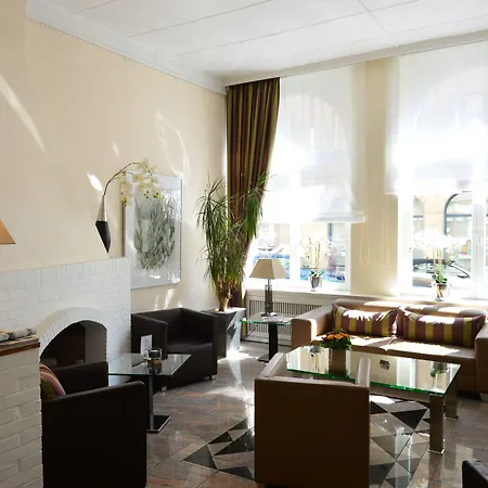 Frühlings-Hotel-2