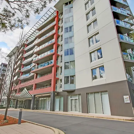 Pacific Suites Canberra-3