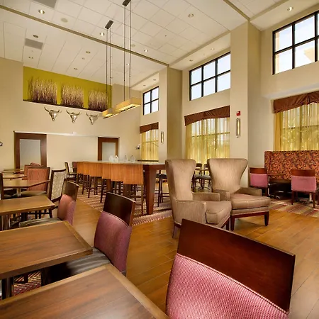Hampton Inn And Suites San Antonio Airport-3