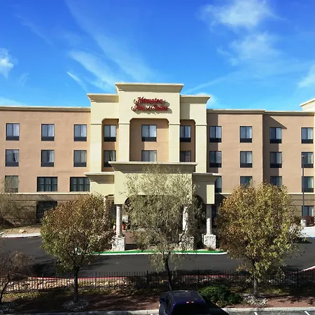 Hampton Inn & Suites - Coors Road-2