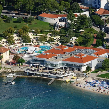 Maistra Select Pineta Hotel-3