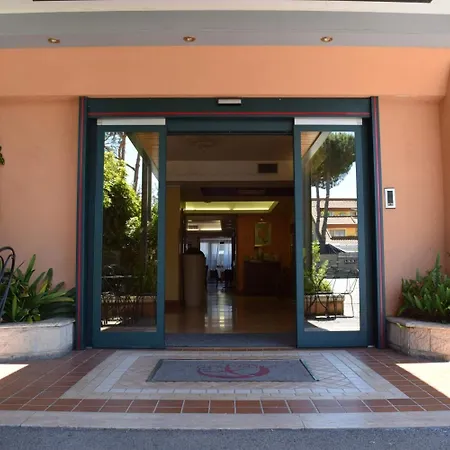 Hotel President Pomezia-2