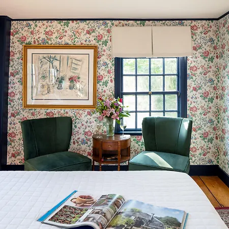Waldo Emerson Inn-3