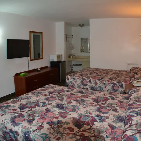 Chippewa Motel Mount Pleasant-2