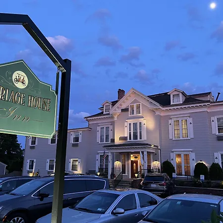The Carriage House Inn Newport-3